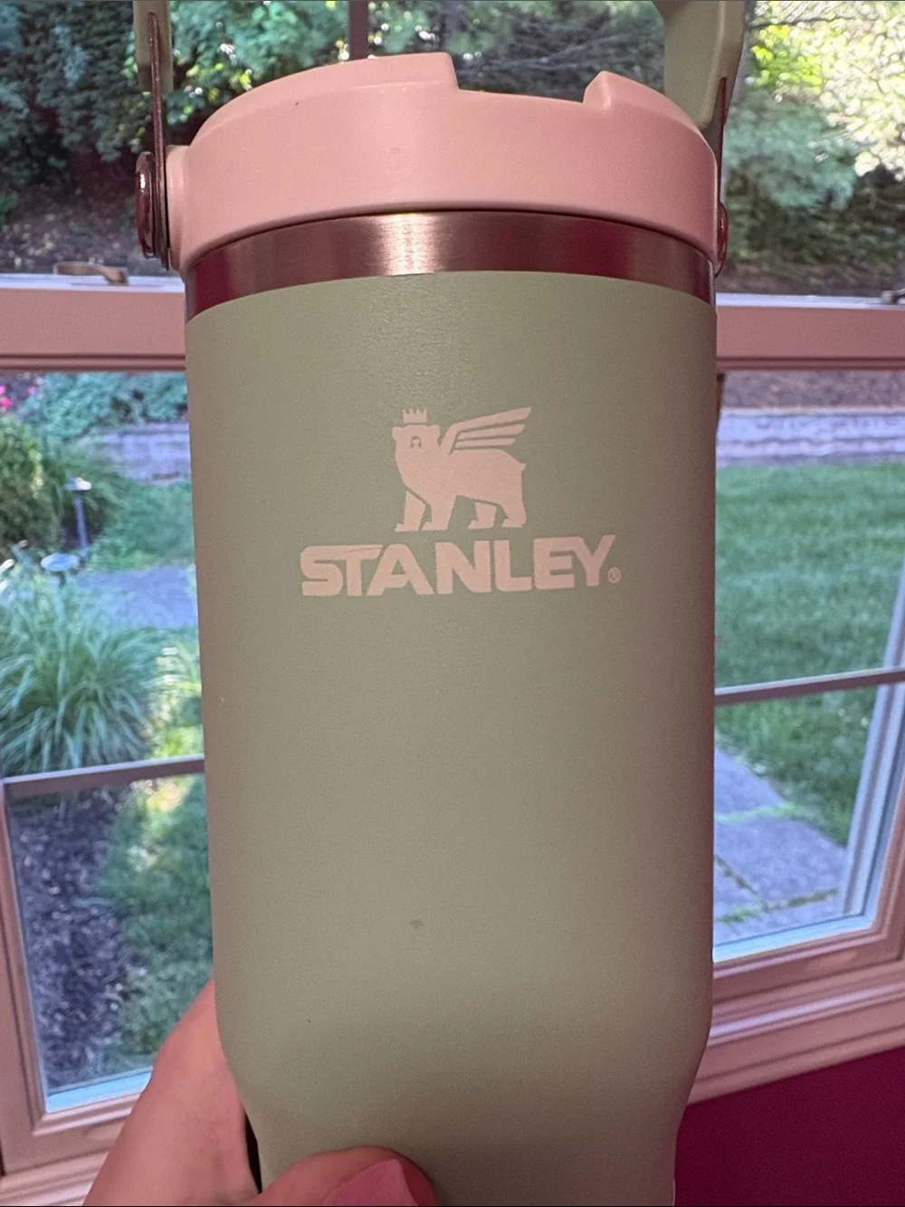 Stanley Mint Green Flip Straw Tumbler with Carry Handle 30 oz NWT - Picture 3 of 8